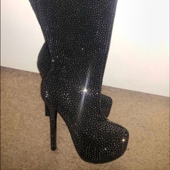 Thigh high bling boots with heel - Picture 2 of 2